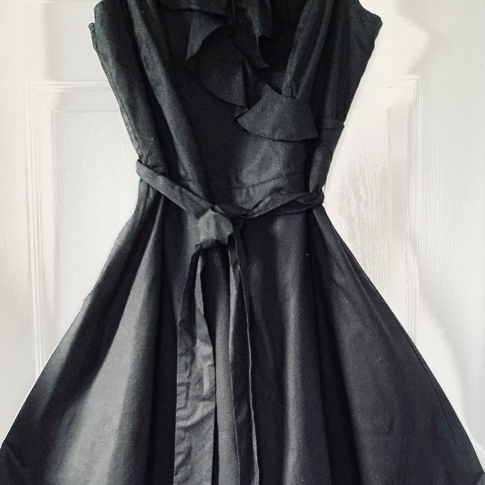 Tahari Arthur S Levine Little black dress